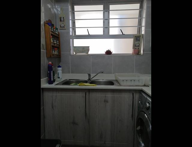 2 BEDROOM APARTMENT FOR SALE IN POINT